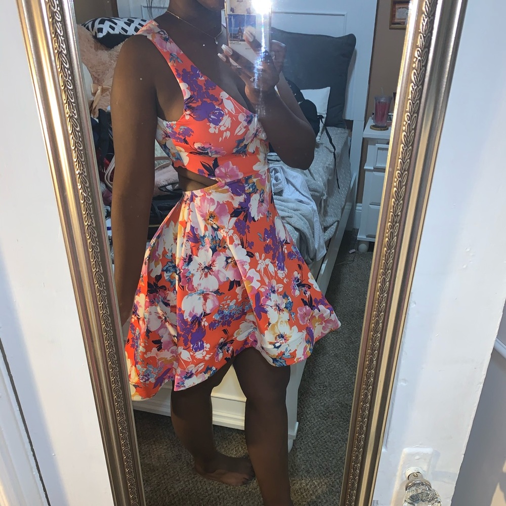 A floral dress, never used.